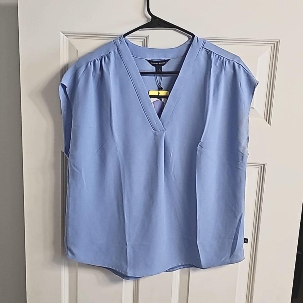 BANANA REPUBLIC blue blouse